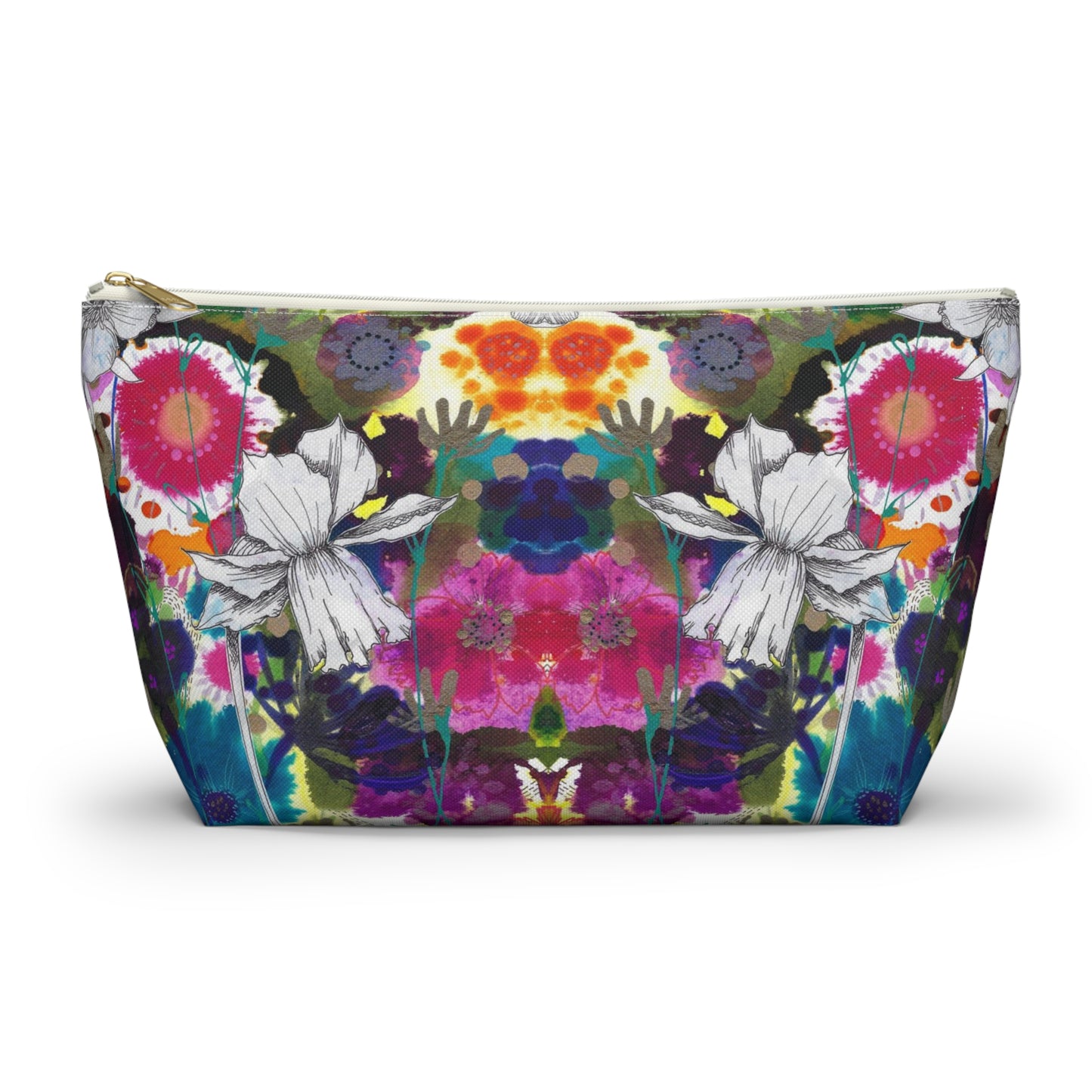 Striving ~ Accessory Pouch w T-bottom