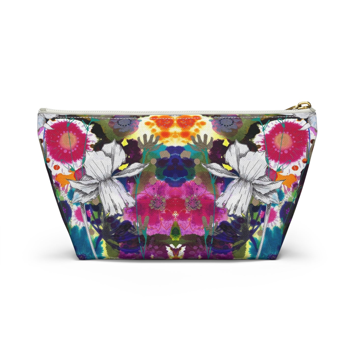 Striving ~ Accessory Pouch w T-bottom